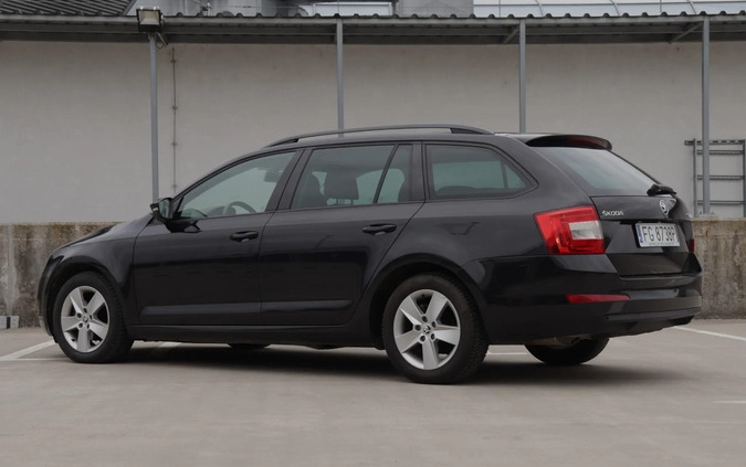 Skoda Octavia cena 39900 przebieg: 210000, rok produkcji 2015 z Miechów małe 742